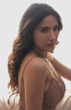 Ruhani Sharma photo